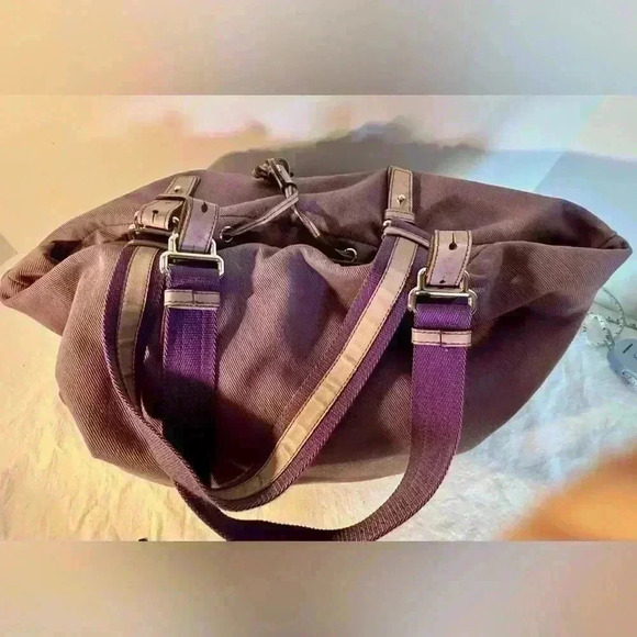 YSL Rive Gauche X-Large Canvas Tote - Picture 14 of 16